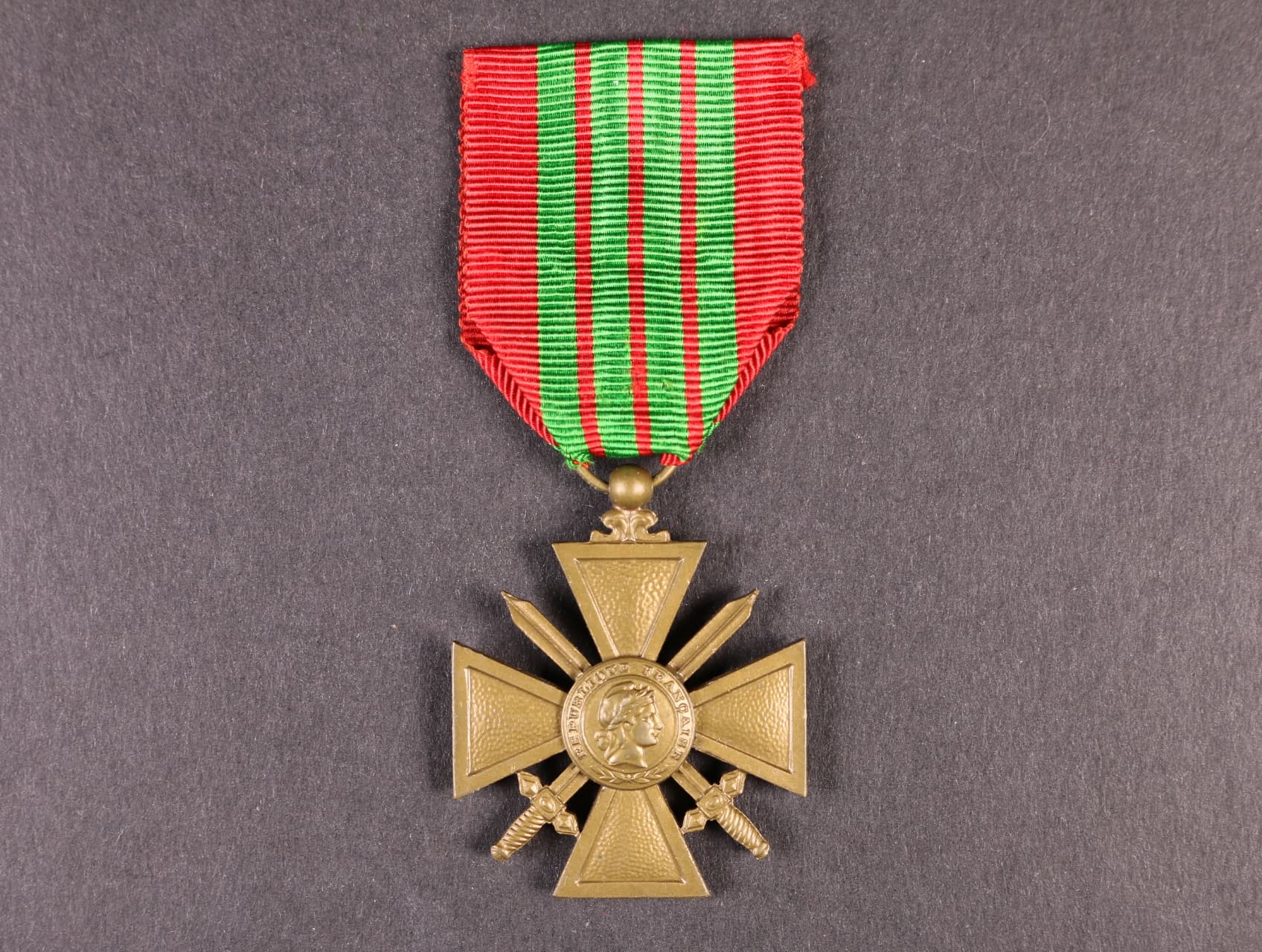 Válečný kříž 1939-1945 s letopočtem 1939