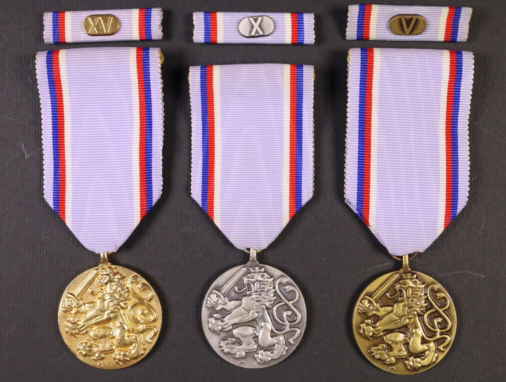 Medaile armády České Republiky za 15, 10 a 5 let služby
