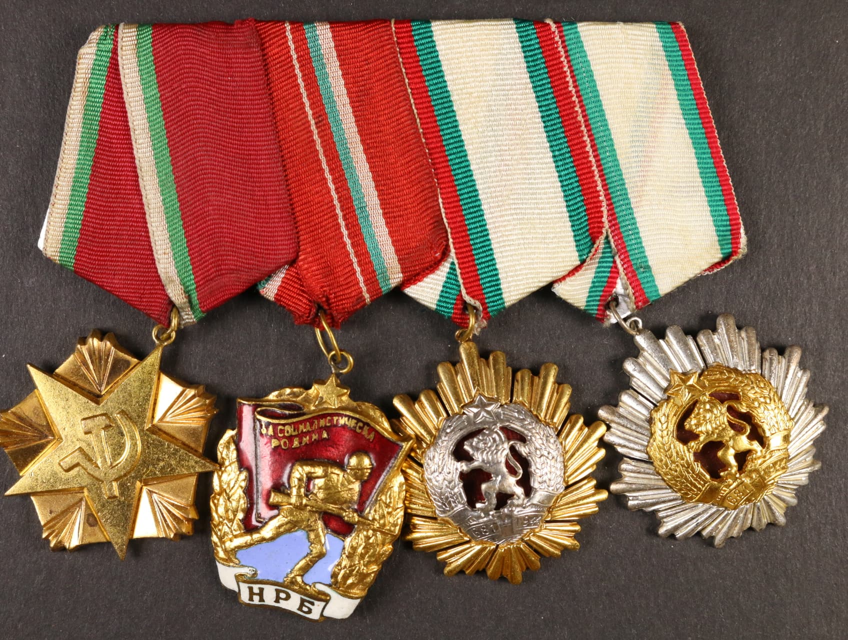 Spojka vyznamenání, Řád práce I. třídy, 1977, Řád Rudáho praporu č.11393, Řád lidové republiky 1. a 2. tř