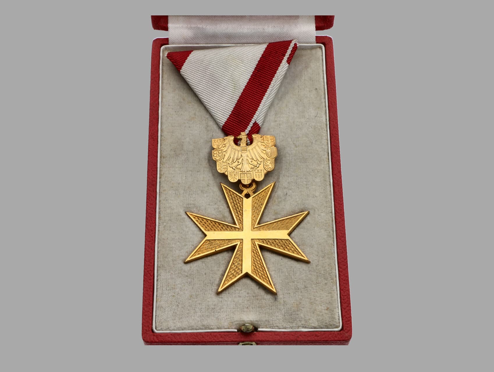 Zlatý záslužný kříž Republiky Rakousko + originální etue
