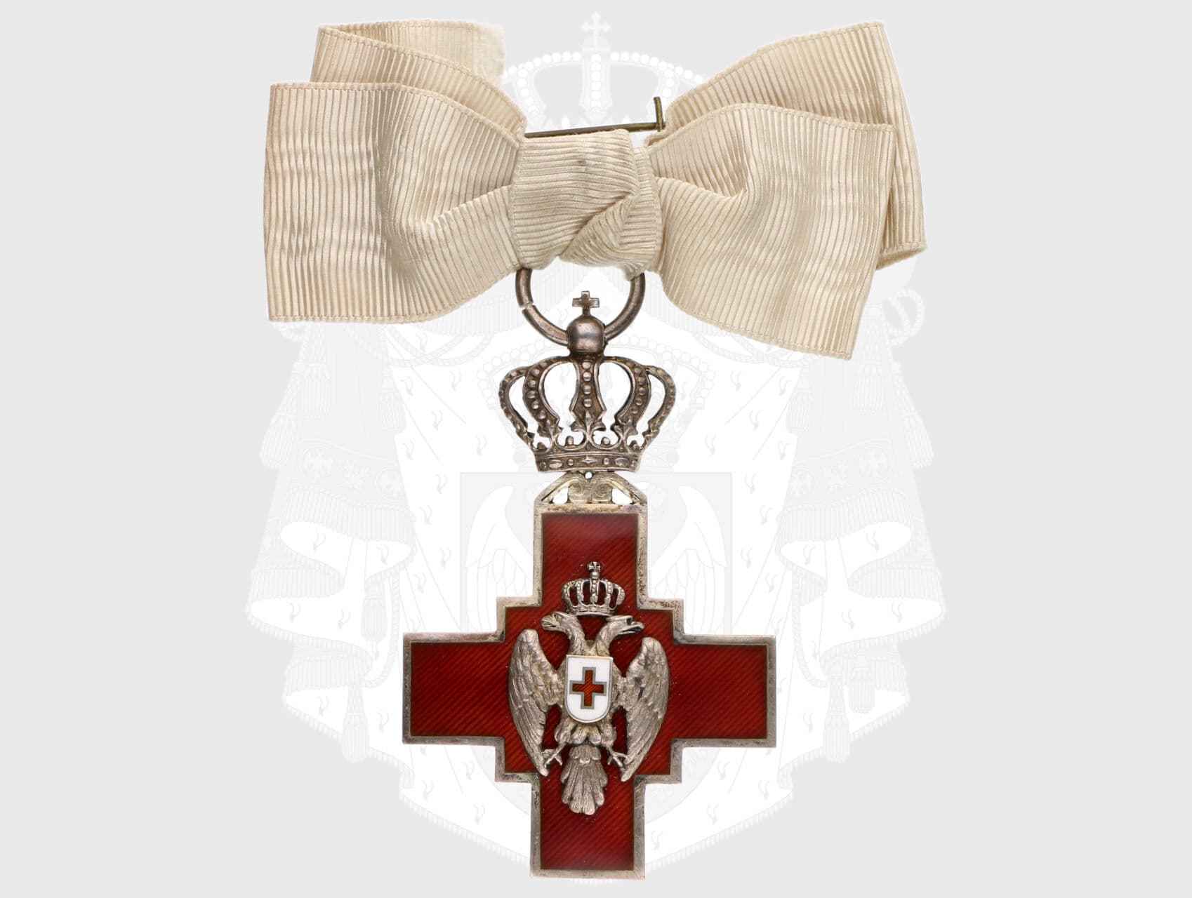 Řád srbského družstva Červeného kříže z roku 1876, na dámské stuze, na kroužku punc Ag a ryzostní značka 800