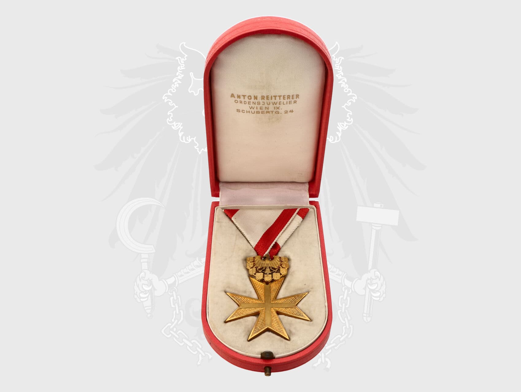 Zlatý záslužný kříž Republiky Rakousko + originální etue