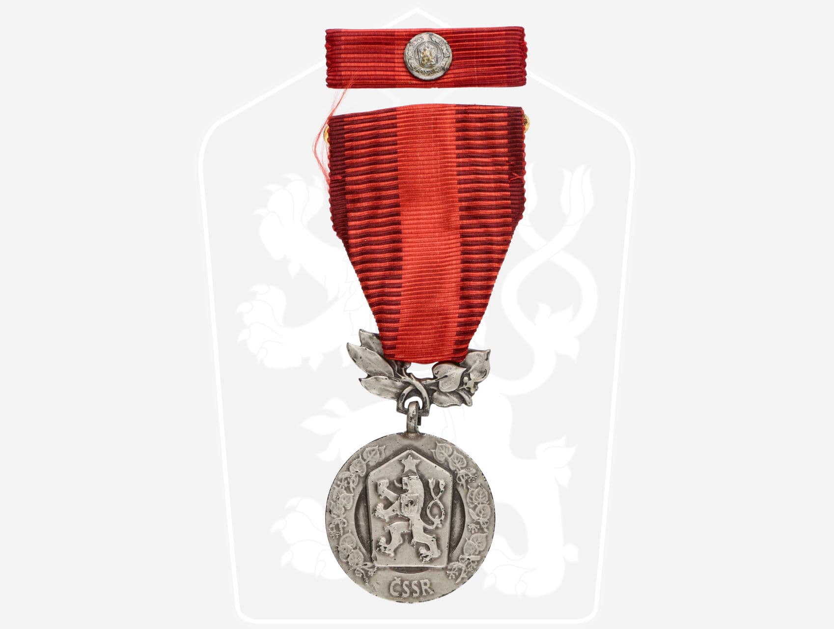 Medaile Za zásluhy o obranu vlasti - ČSSR, punc Ag 900, značka výrobce Zukov