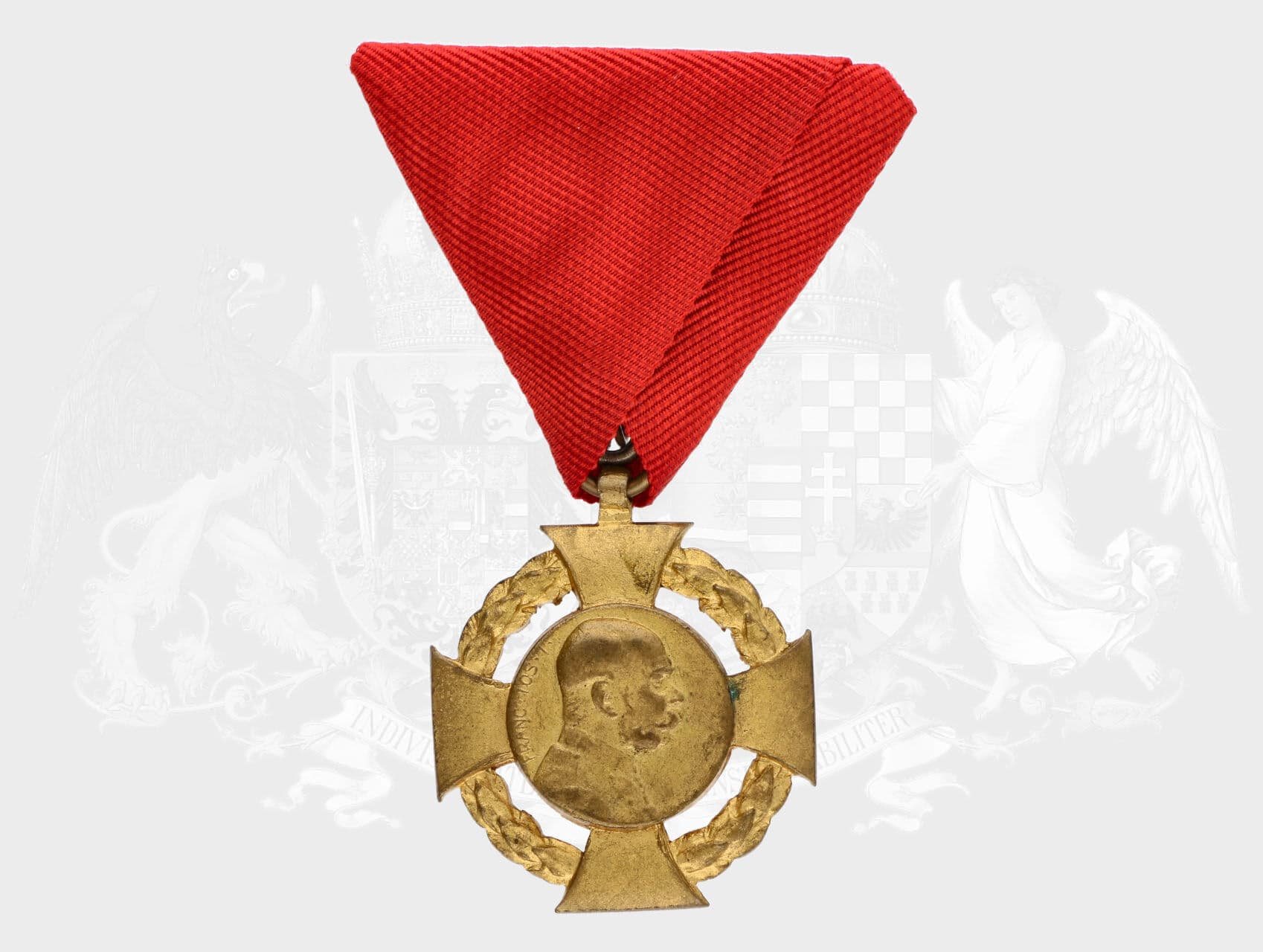 Jubilejní kříž z r. 1908, na civilní stuze
