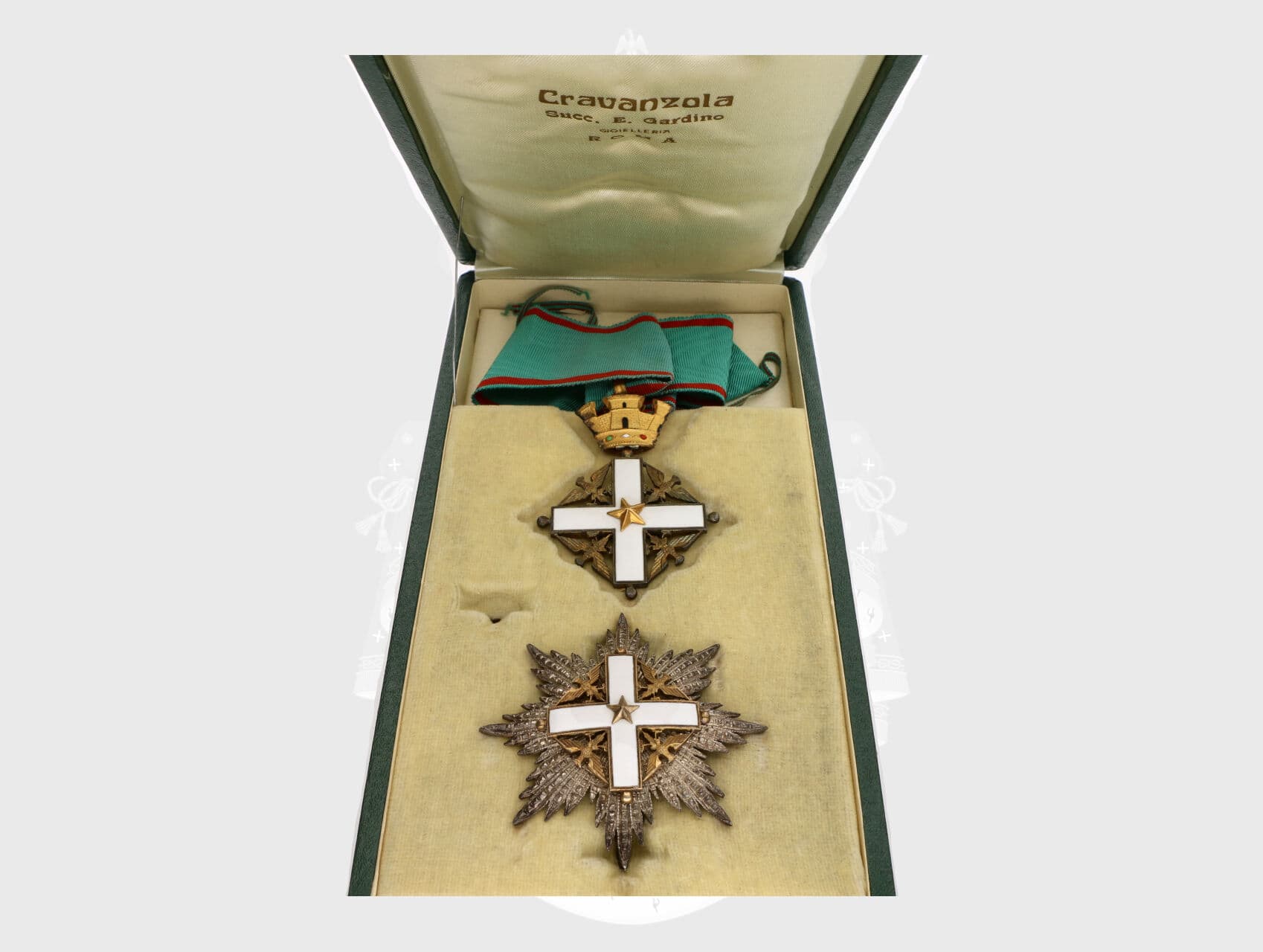 Řád zásluh o Italskou republiku, velkodůstojník, model 1951-2001, pozlacené stříbro, smalty, originální etue