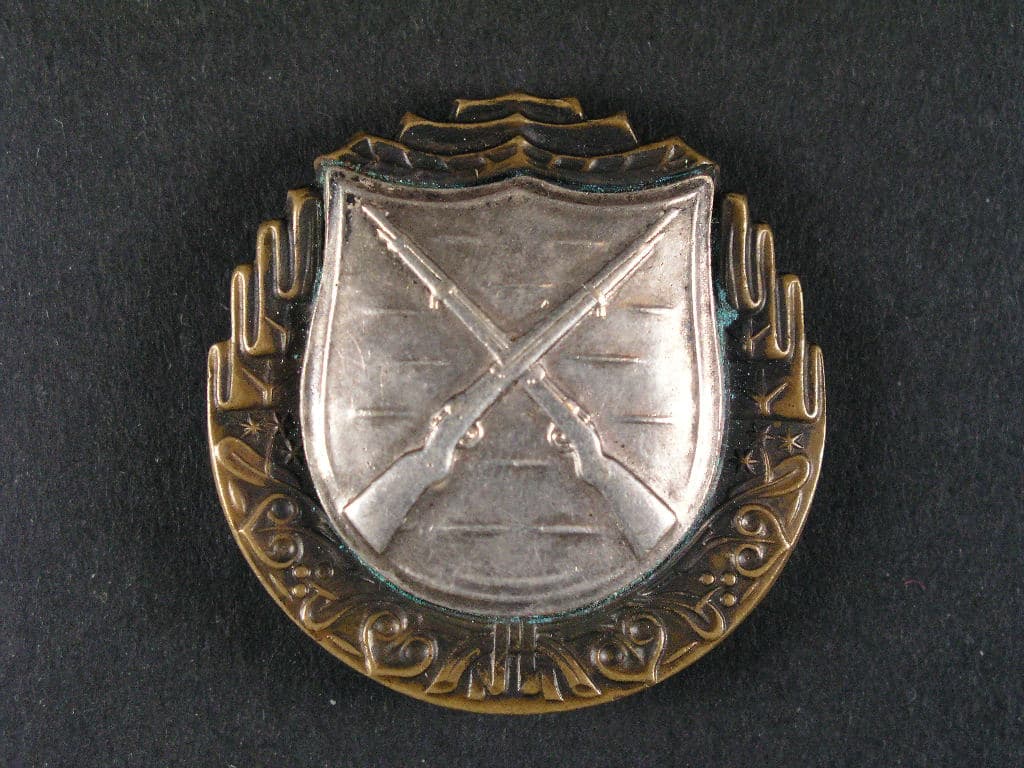 Výkonostní odznak pro střelce z pušky 1.třídy, plný kov, období 1938-1939