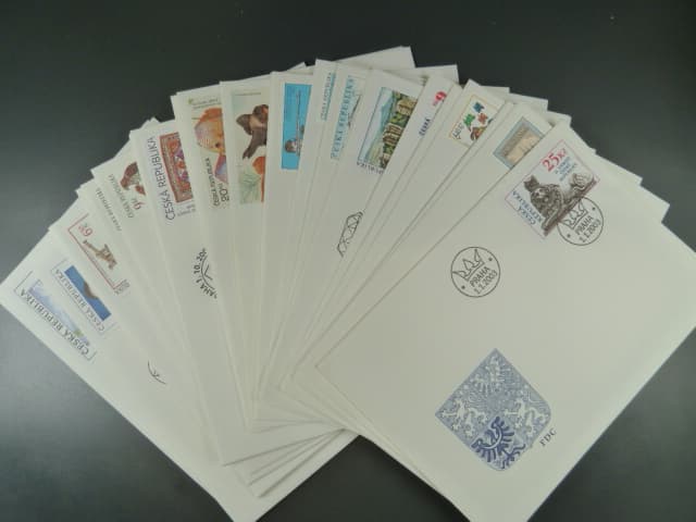 kompletní ročník obálek FDC 2003, kat. číslo 346 - 385, celkem 33 ks