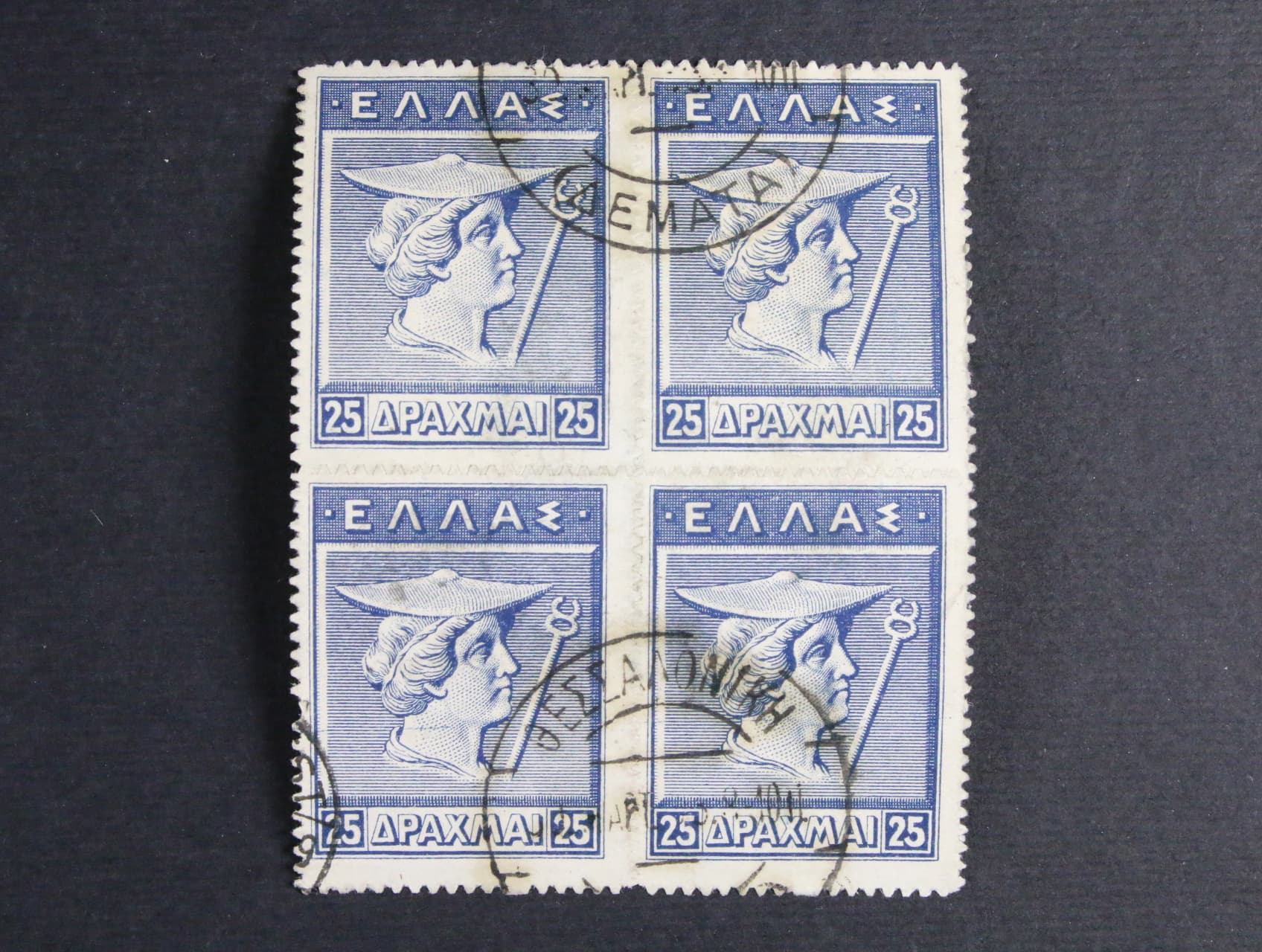 zn. Mi. č. 173 ve čtyřbloku, cca 300 €