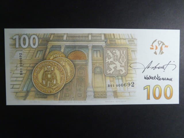 Pamětní tisk z nevydaného oceněného návrhu 100 Kč 2019 série B01 od Karla Zemana k 100.výročí budování české měny, motiv s Rašínem, s vlastnoručním podpisem "Martin Srb" a "Karel Zeman"