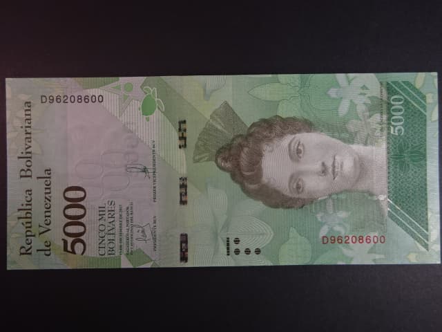 VENEZUELA, 5000 Bolivares 2017, BNB. B367c, Pi. 97