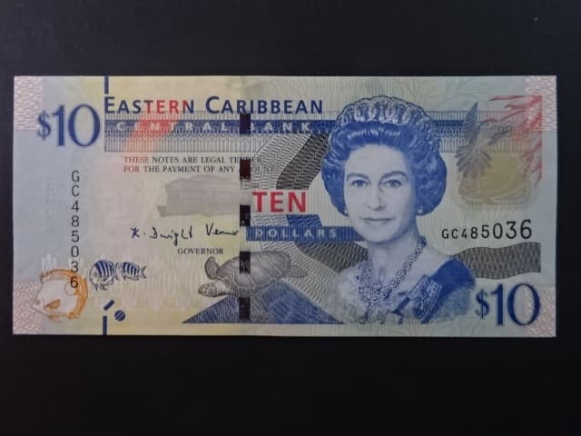 VÝCHODOKARIBSKÉ STÁTY, 10 Dollars 2015, BNB. B236b, Pi. 52