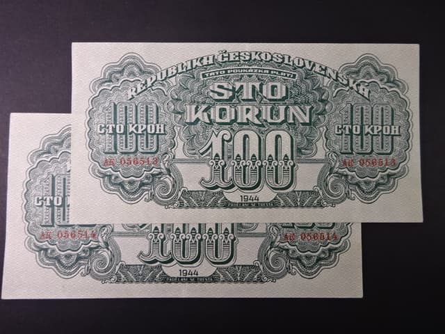 100 K 1944 série AK, číslovač 6b, dva kusy s čísly po sobě