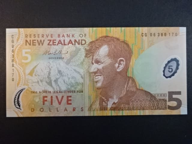 NOVÝ ZÉLAND, 5 Dollars 2006, BNB. B131e, Pi. 185