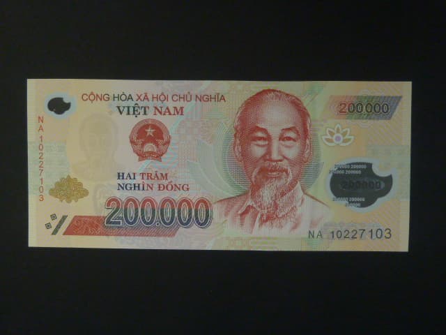 VIETNAM, 200000 Dong 2010, BNB. B347d, Pi. 123