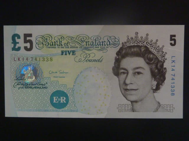 5 Pounds 2012, BNB. B198d, Pi. 391