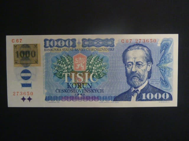 1000 Kč 1985/1993 série C 67, kolek lepený s výrazným posunem ořezu kolku
