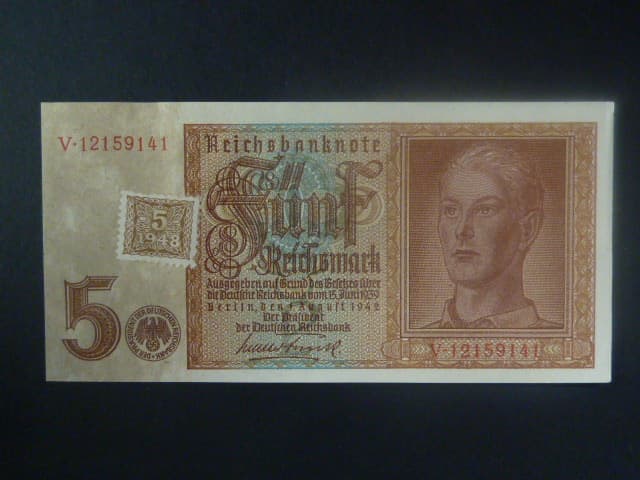 DDR - 5 DM 1948 (1942) s kolkem, 8-mi místný, BNB B323