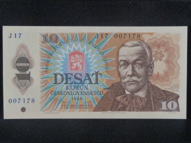 10 Kčs 1986 série J 17