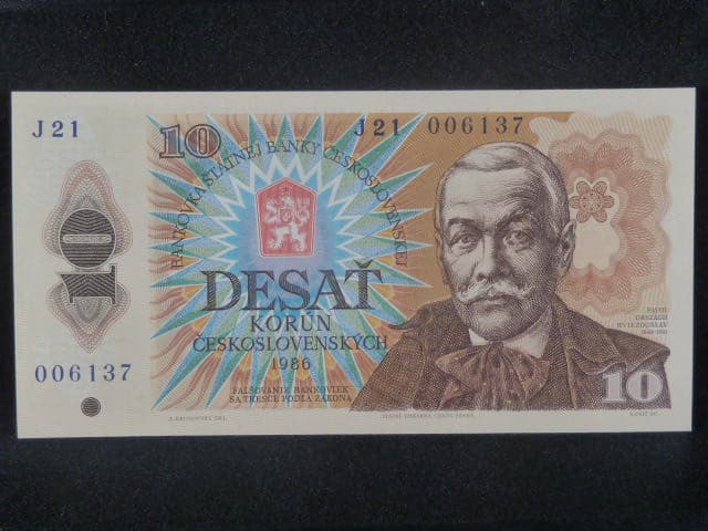 10 Kčs 1986 série J 21