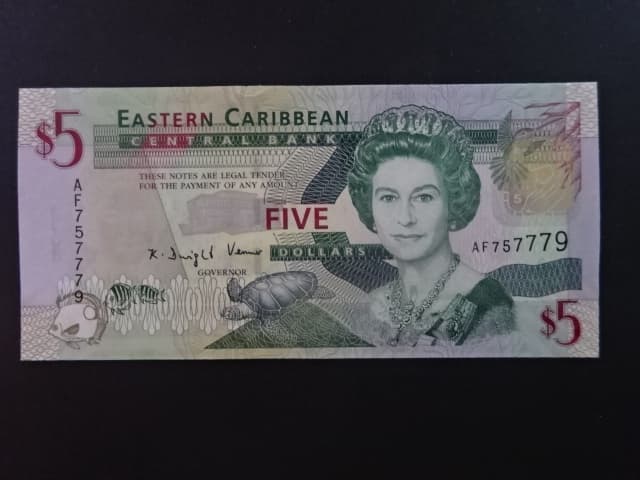 VÝCHODOKARIBSKÉ STÁTY, 5 Dollars 2008, BNB. B231a, Pi. 47