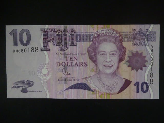 FIDŽI, 10 Dollars 2011, BNB. B522b, Pi. 111