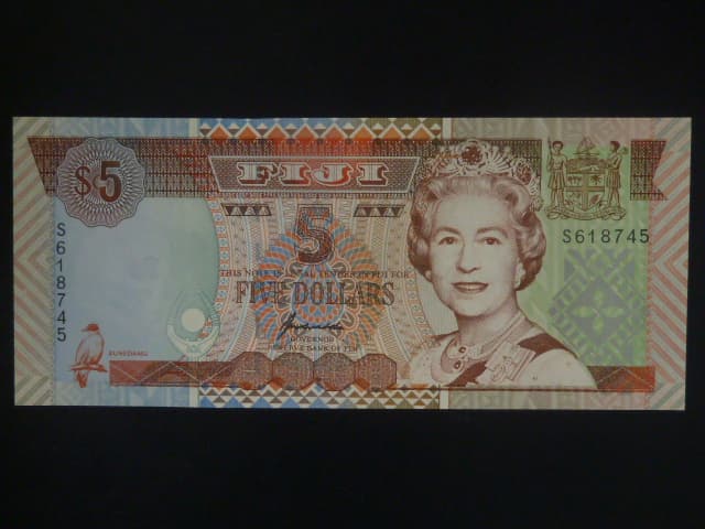 FIDŽI, 5 Dollars 2002, BNB. 514a, Pi. 101