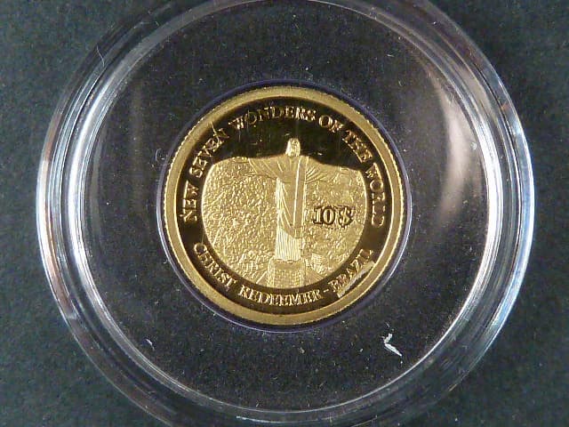 10 Dollars 2009 Pomník krista spasitele, Au 999/1000, 1g, náklad 7000 ks, průměr 13,92 mm, certifikát