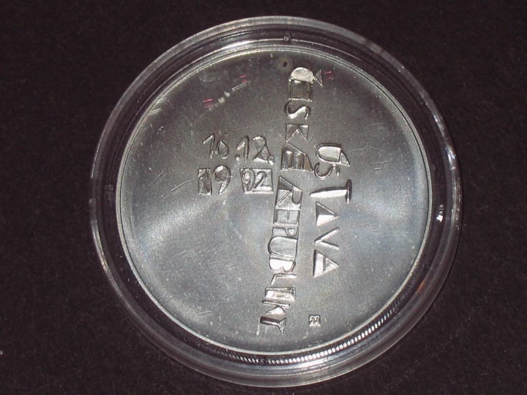 200 Kč 1993 - 1.výročí schválení Ústavy České republiky, kvalita b.k., Ag 900/1000, 13g, průměr 31mm, karta, vše v naprosto bezvadné kvalitě
