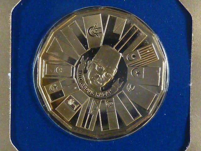 200 Ringgit 1976, Au 0,900, 7,3 g, původní originální balení