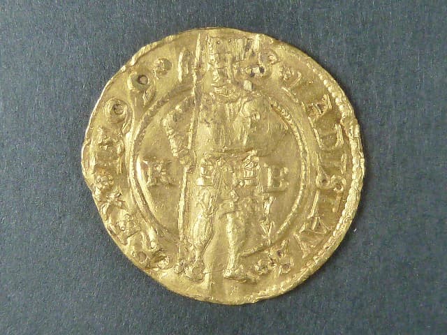 Rudolf II. 1576-1612 - Dukát 1599 KB Kremnice, nepatrně zvlněn, vzácný