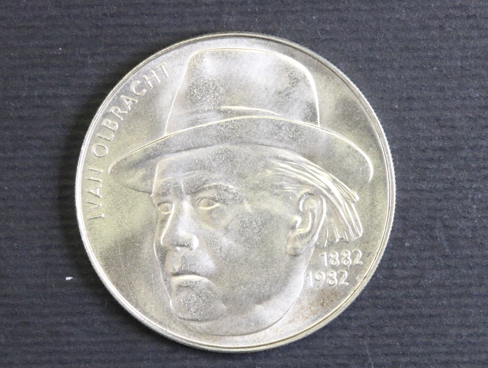 100 Kčs 1982, 100. výročí narození Ivana Olbrachta