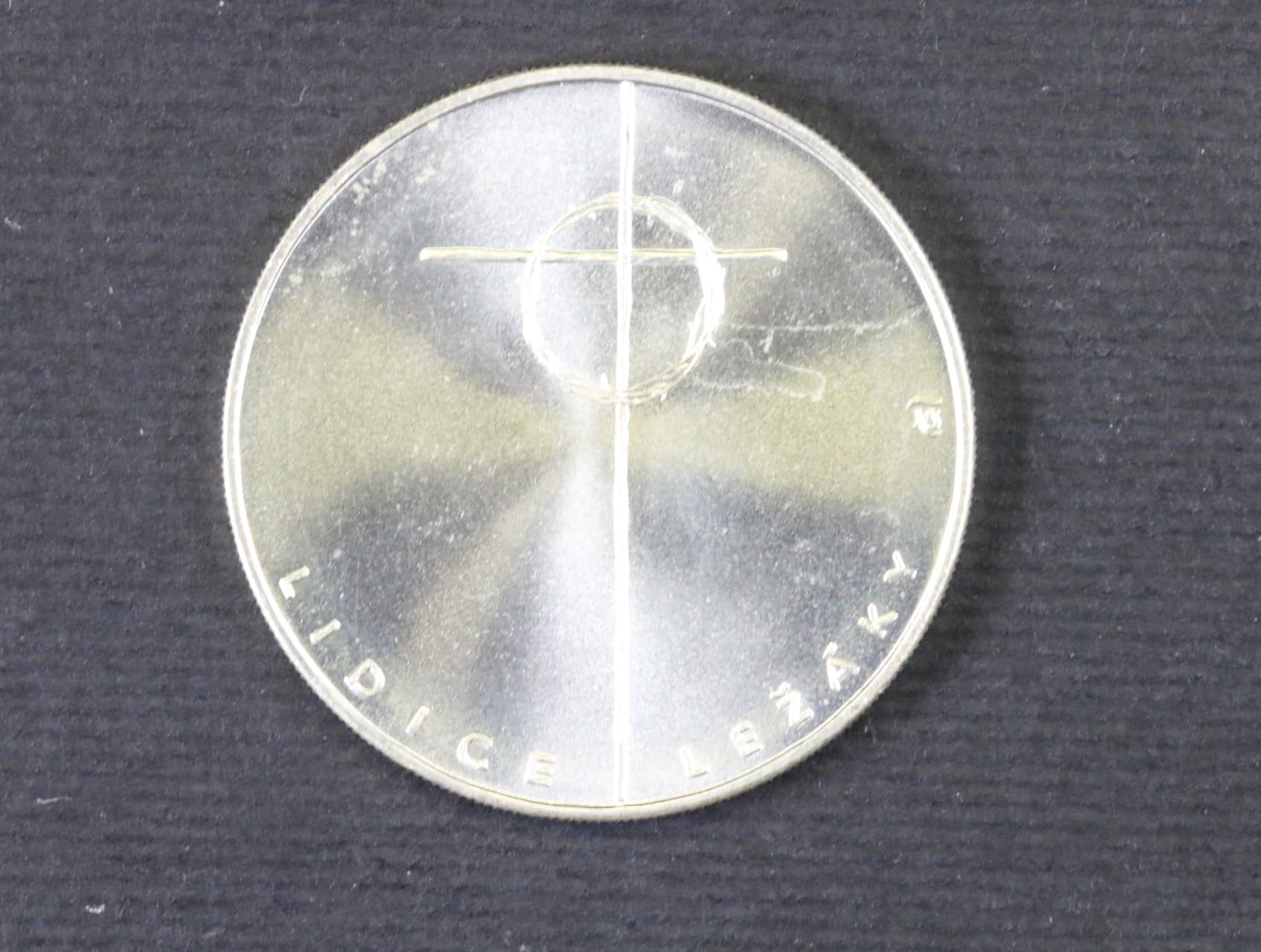 100 Kčs 1992, 50. výročí vyhlazení Lidic a Ležáků