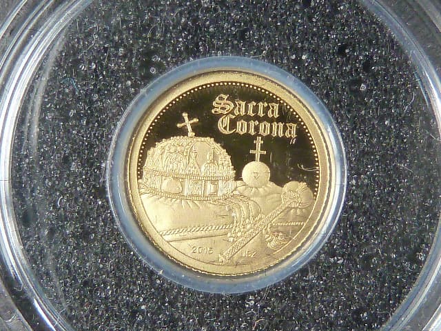 1 Dolar 2015 Sarra Corona, Au 999/1000, 0,5g, průměr 11 mm