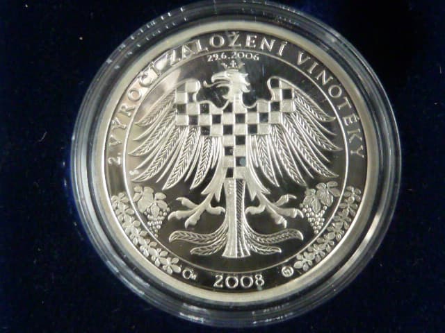 pamětní medaile 2008 Klub královny Elišky - II.výročí založení vinotéky, Ag999, 16g, hrana hladká, náklad 100 ks