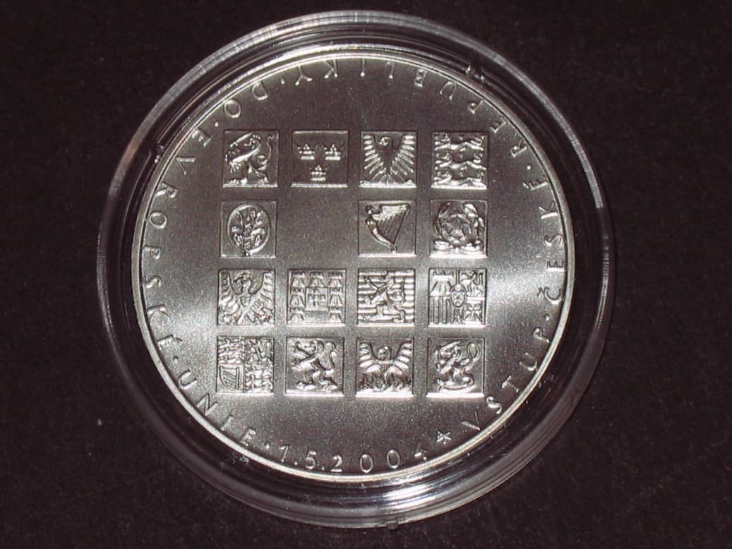 200 Kč 2004, vstup ČR do EU