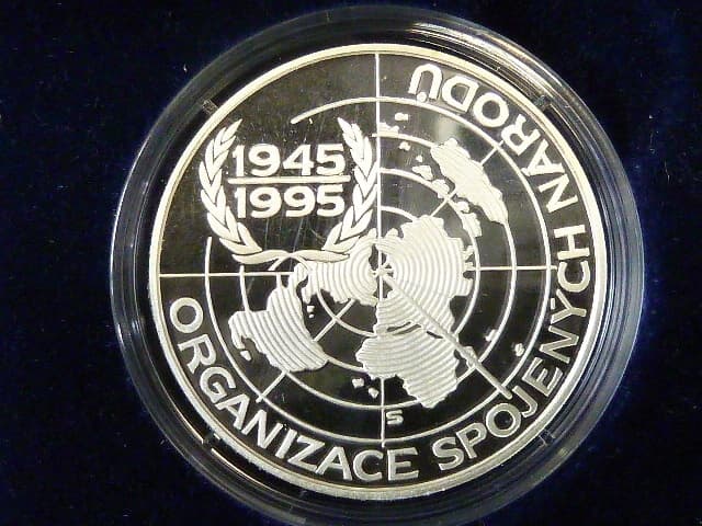 200 Kč 1995, 50. výročí založení OSN (certifikát proof)