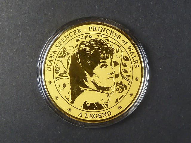 100 Franků 2022, princezna Diana z Walesu "A Legend", Au 999, 1/200 OZ, průměr 40 mm