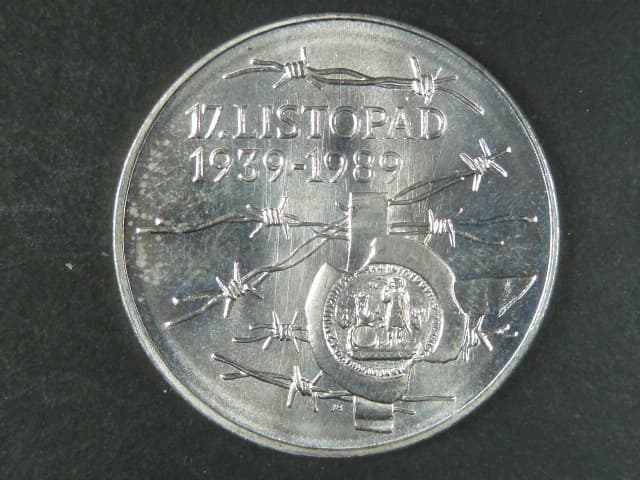 100 Kčs 1989 50.výročí událostí 17.listopadu 1939