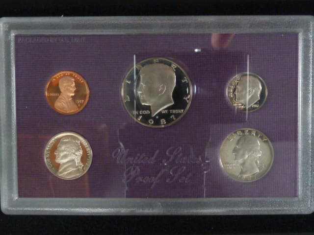 Sada proof oběžných mincí 1987