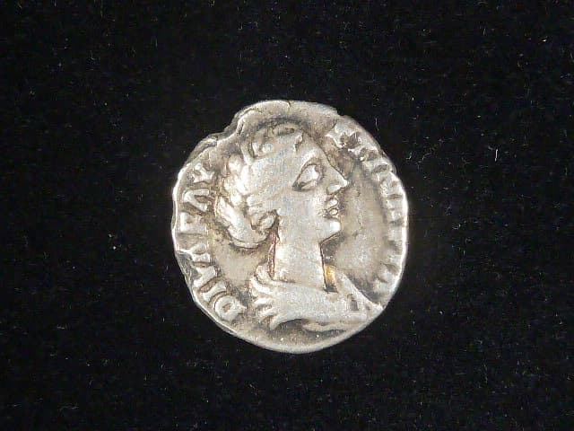 Denár, rok 176 n.l. - Faustina Minor (posmrtná ražba)