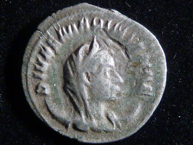 Antoninianus, rok 253 n.l. - Mariana (posmrtná ražba)