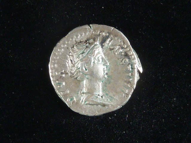 Denár, rok 141-146  n.l. - Faustina Maior (posmrtná ražba)