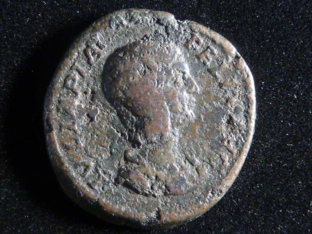 Dupondius rok 212 n.l. - Julia Domna (emise ražena po smrti)