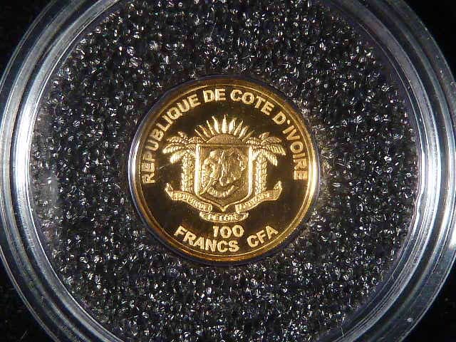 100 Francs 2017 - Marie Terezie,  Au 0,999, 0,5g, průměr 11 mm
