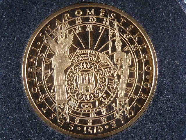 V.Oppl Magická Praha - Staroměstský orloj, Au 0.585, 18 mm, 2 g, kapsle