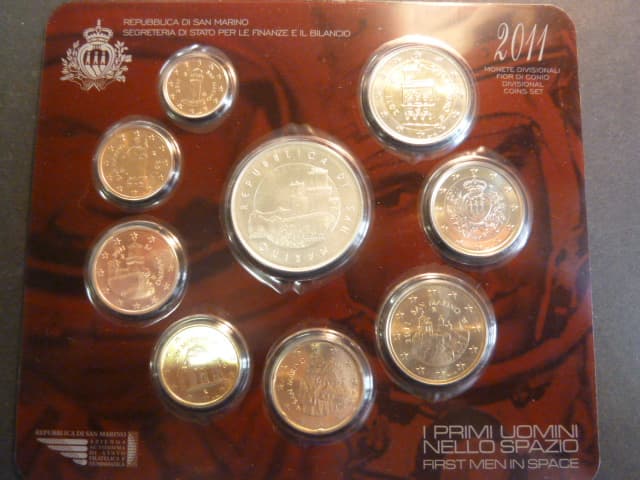 San Marino - oficielní orig. sada 2011 + pamětní 5 Euro