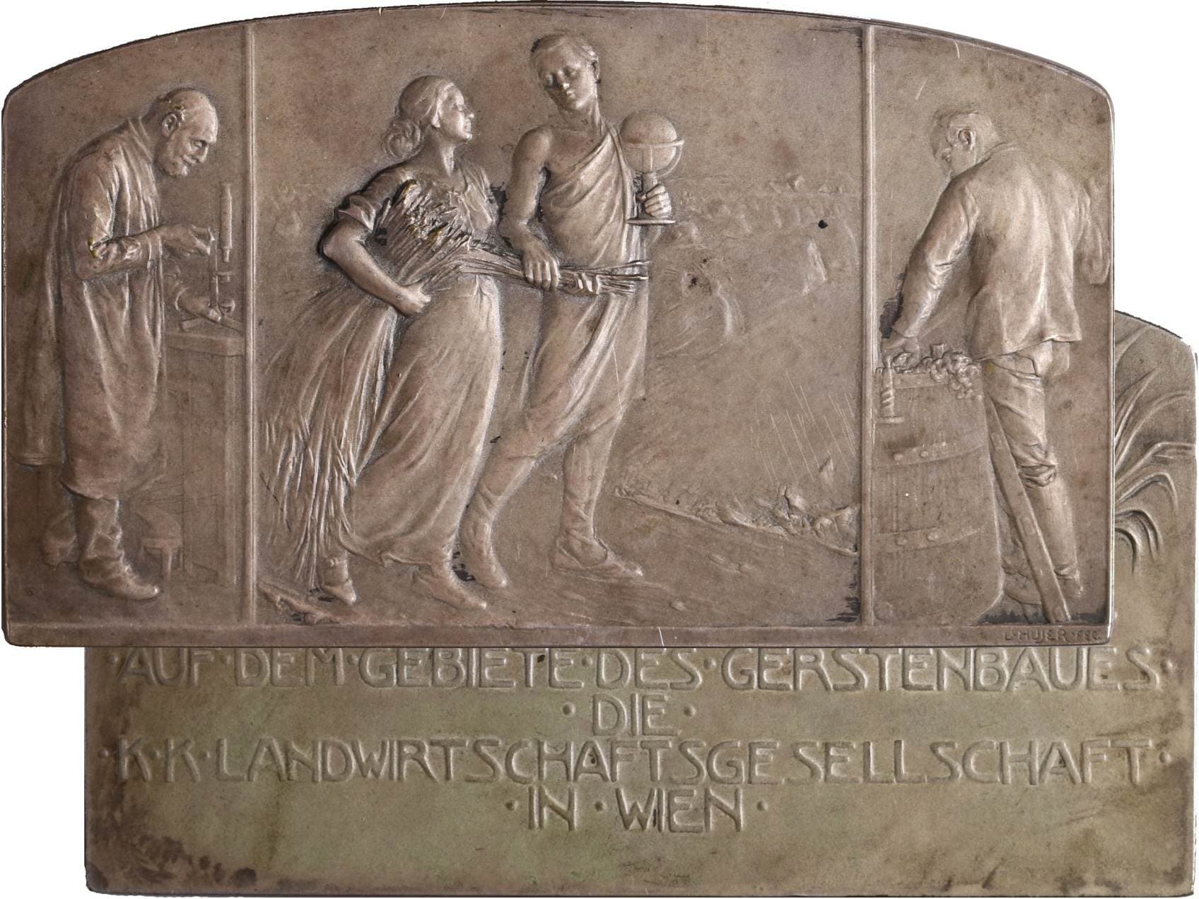 Hujer Ludwig 1872-1968 - AE medaile Za zásluhy v zemědělství udělená při III. zemědělské výstavě Vídeň 1907, postříbřený bronz, na hraně značka výrobce BSW, rozměry 58x99 mm, originální etue