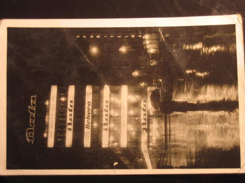Brno, čb. fotopohlednice, baťův palác v noci, prošlá 1937, horší stav