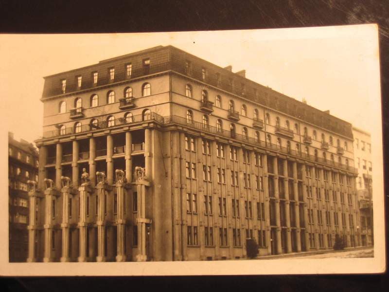 Brno, čb. fotopohlednice, Okresní nem. pojišťovna, neprošlá