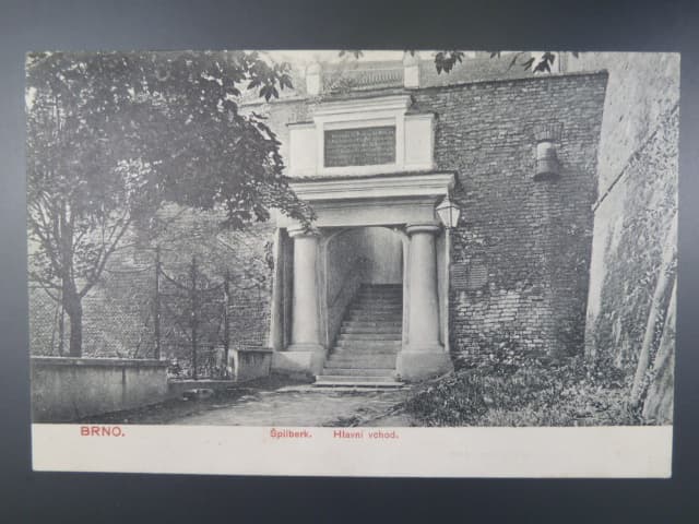 Brno, brána na Špilberk, prošlá 1912